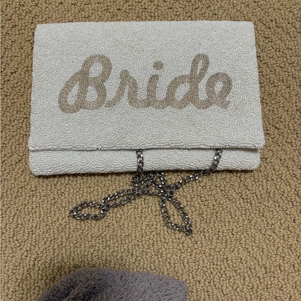 White Bride Clutch with Chain - Picture 3 of 4